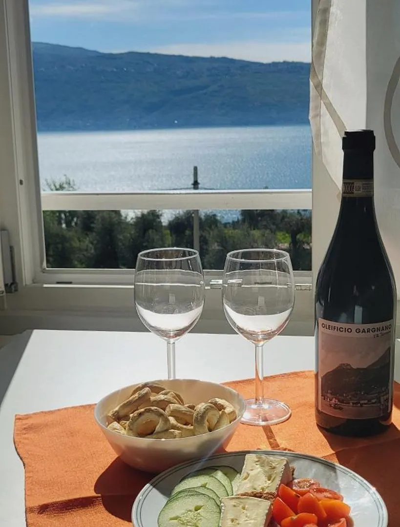 Casa Kurt Διαμέρισμα Gargnano 0*,